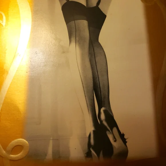 NWT Victoria's Secret Glamour Sheers (discontinued) - Picture 2 of 5